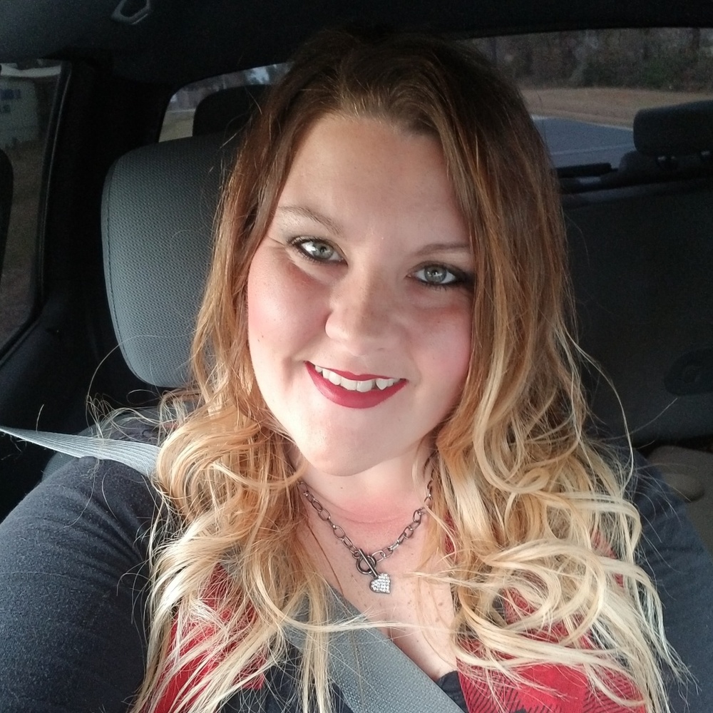 Meet your Posher, April
